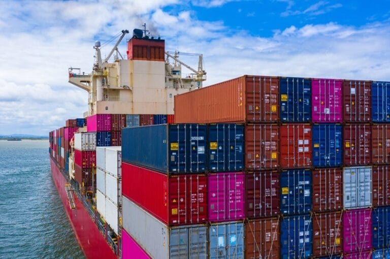 La Revolución de los Contenedores: El Gran Cambio en el Comercio Global